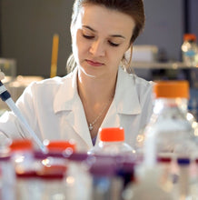 Cargar imagen en el visor de la galería, Diplomatura: Aspectos Técnicos de la Calidad en el Laboratorio de Química Analítica (ISO/IEC 17025:2017)