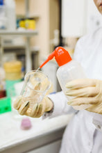 Cargar imagen en el visor de la galería, Buenas Prácticas para el Uso de Materiales de Referencia (según guía ISO 33:2015)